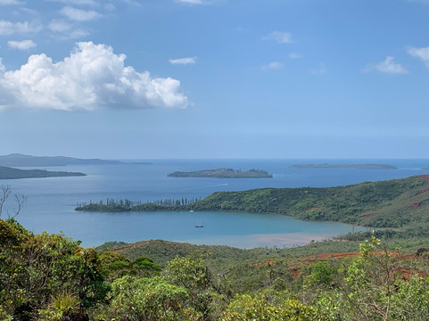 Oleti Tours-努美阿必去景点