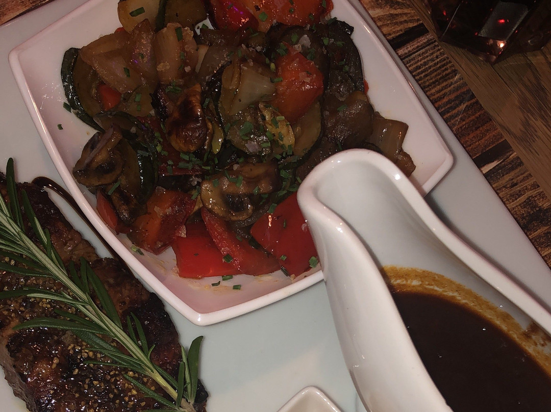 Schwendi餐馆和美食-TOURO Burger & Steakhouse