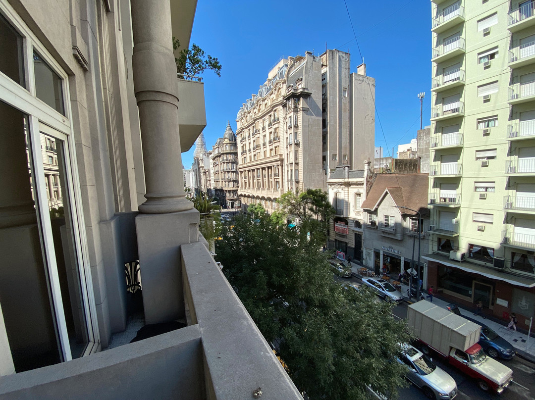 萨沃伊酒店主图