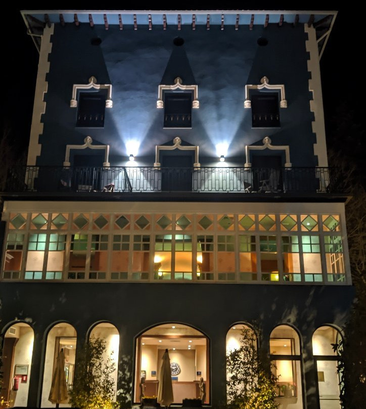 Balneari Font Vella- Adults Only主图