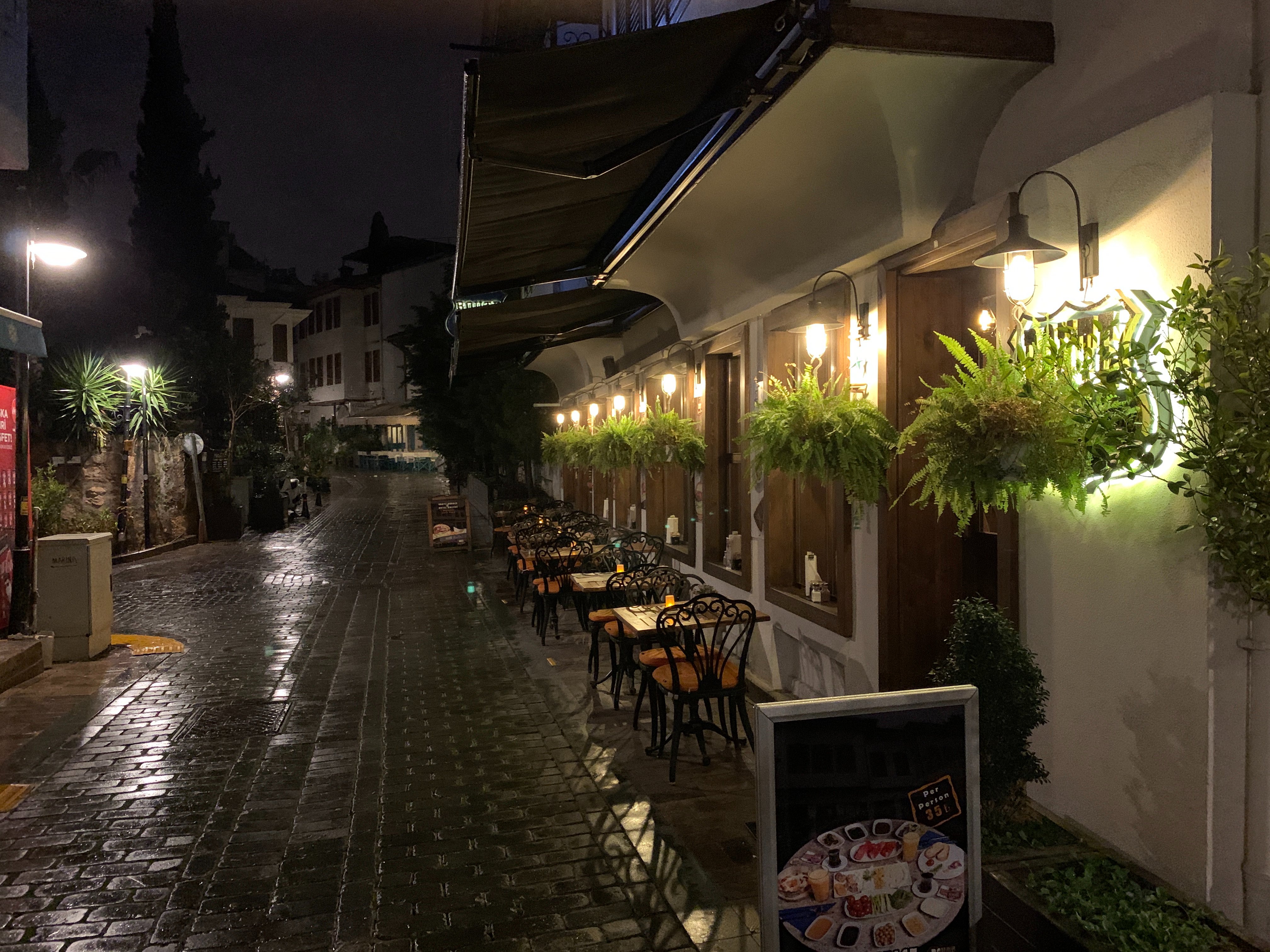 Route Hotel Kaleiçi-浴室