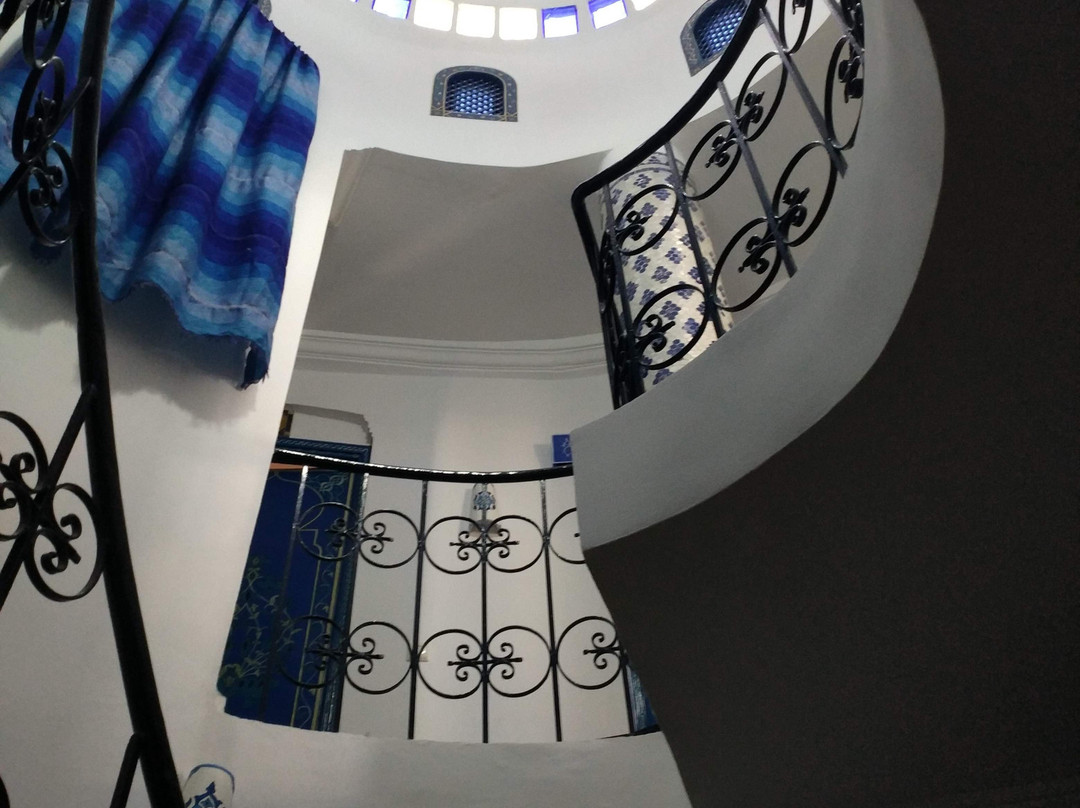 埃尔阿尔巴旅馆主图