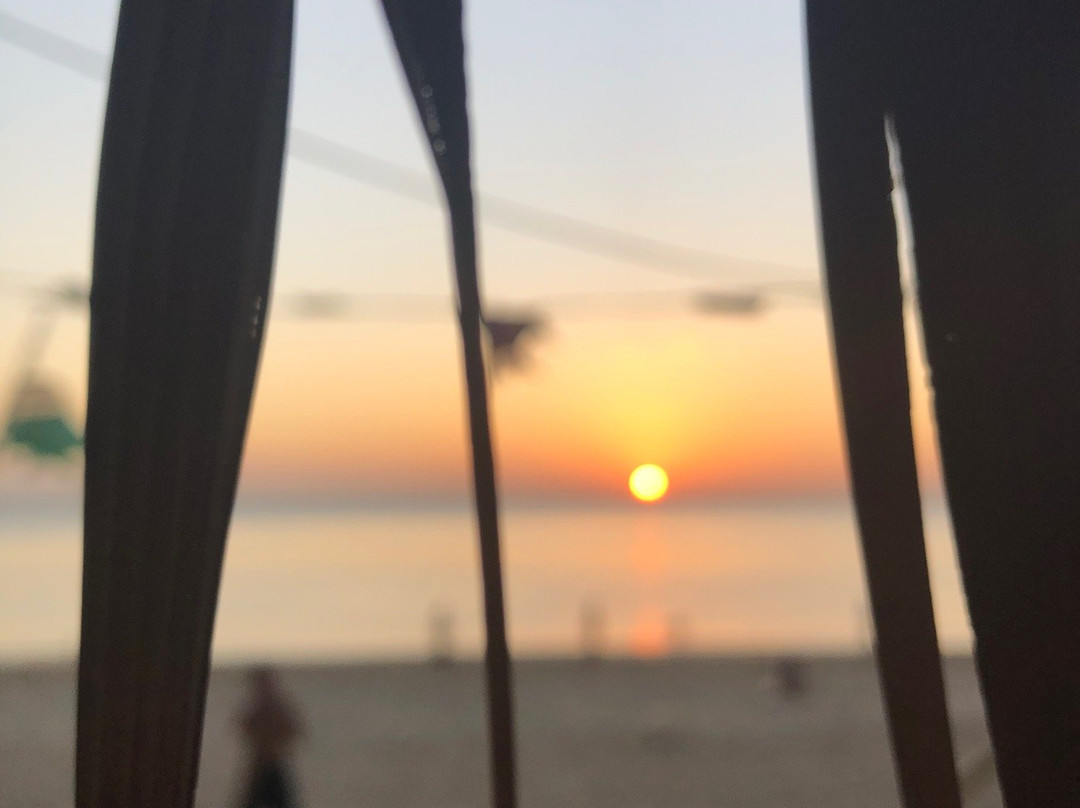 甲米兰塔岛棕榈海滩度假村主图