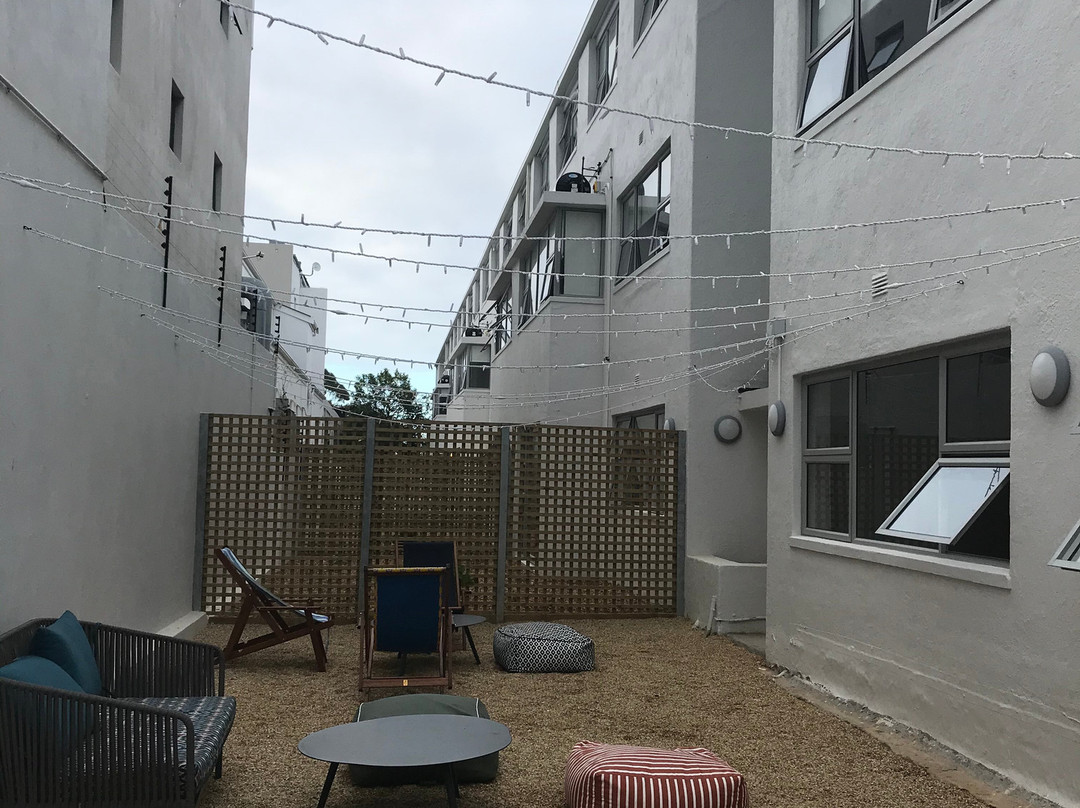 CURIOCITY Green Point主图