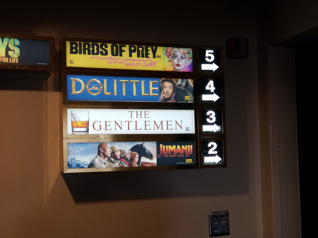 Cinema 12-Carpentersville必去景点