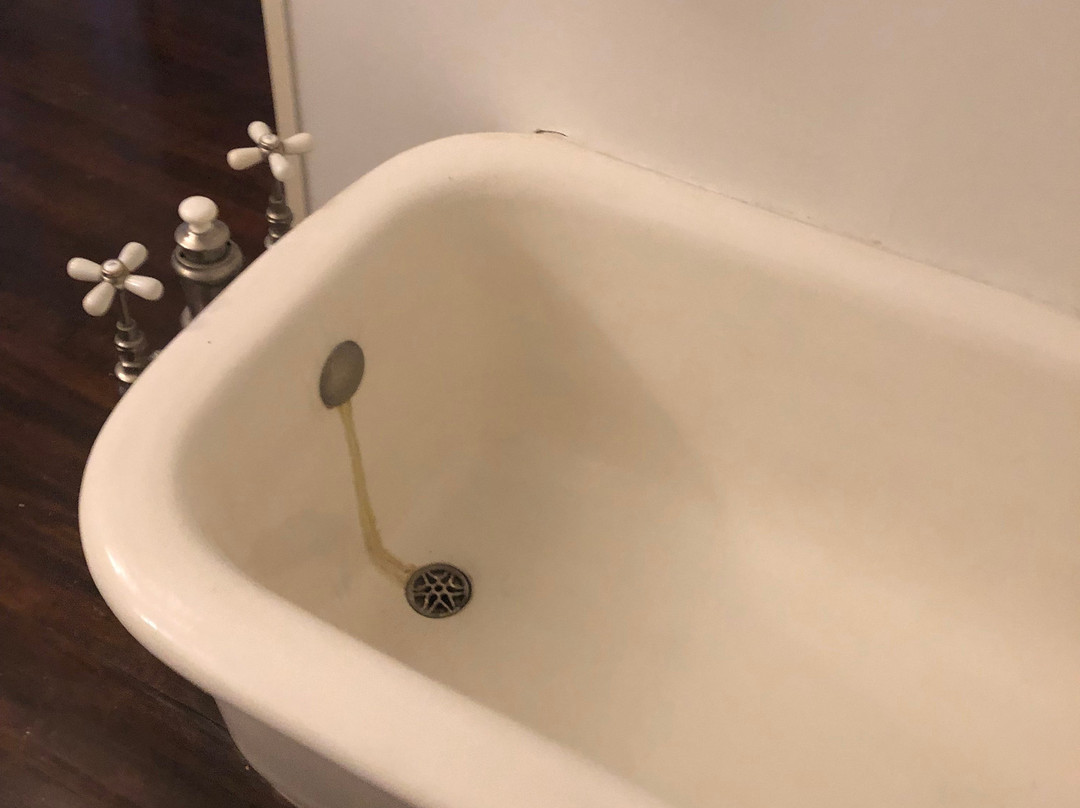 Stout's Island Lodge主图