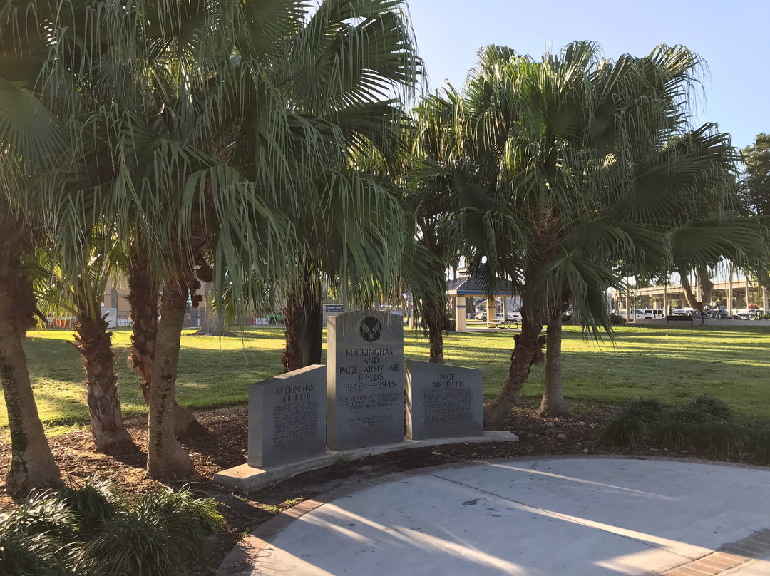 Centennial Park-迈尔斯堡必去景点