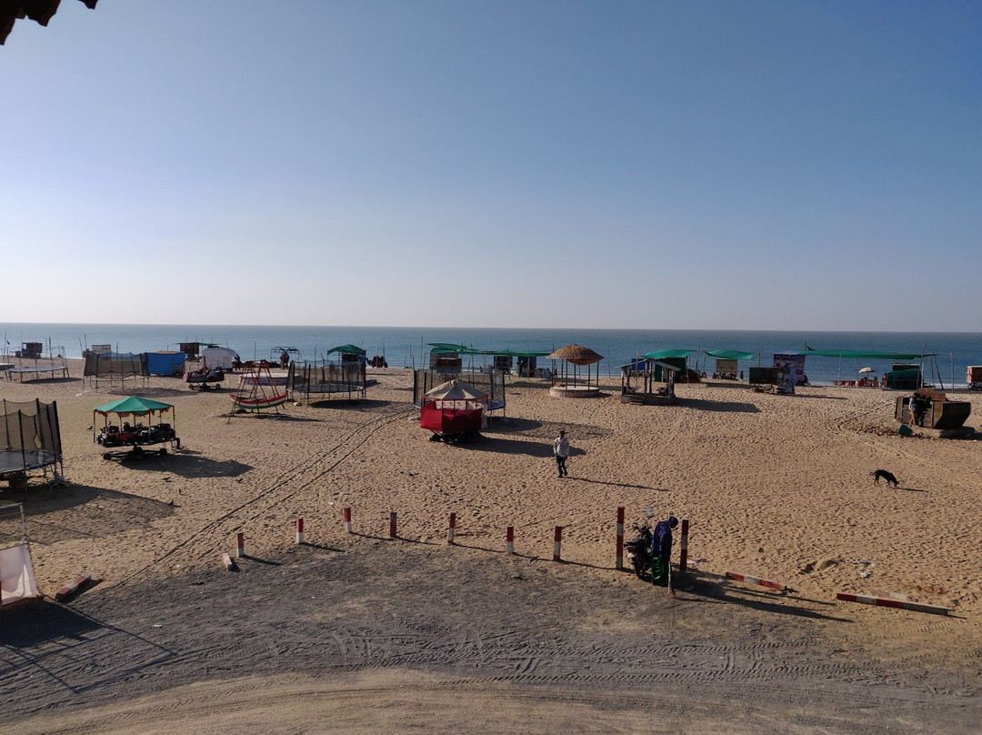 H & V Beach Hotel主图