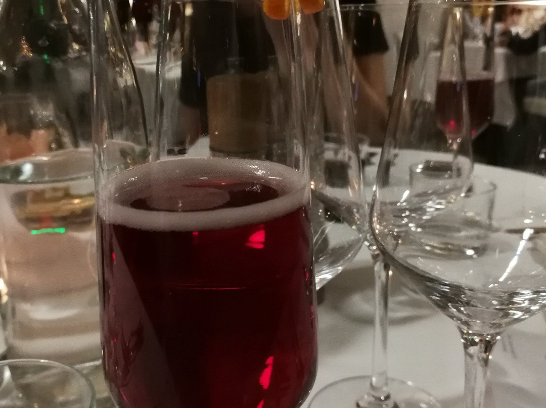 杰尼酒店主图