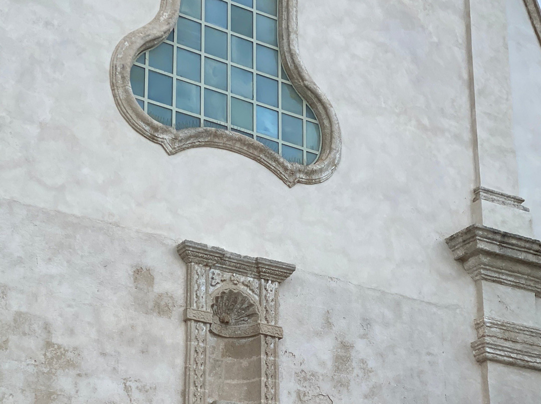 Chiesa di San Salvatore-莫诺波利必去景点