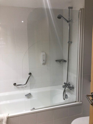 马德里皮纳尔德拉斯罗萨斯民宿酒店主图