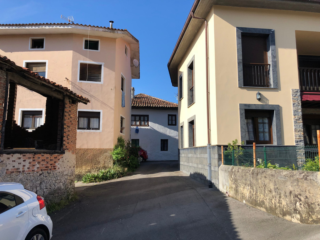 Pueblo de Porrua-利亚内斯必去景点