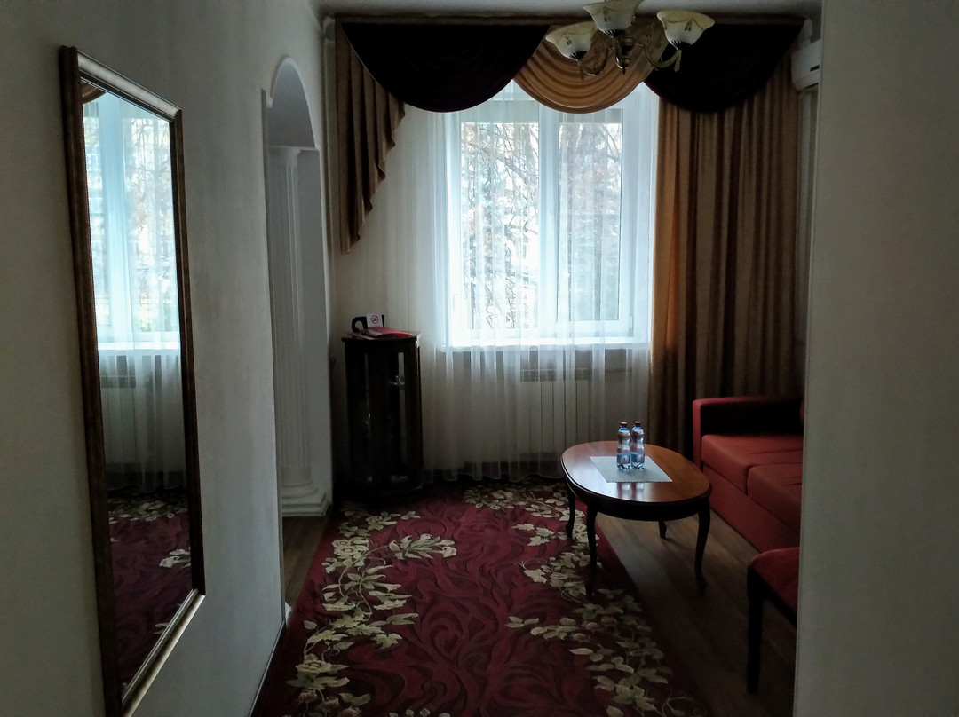Planeta Lux Hotel主图
