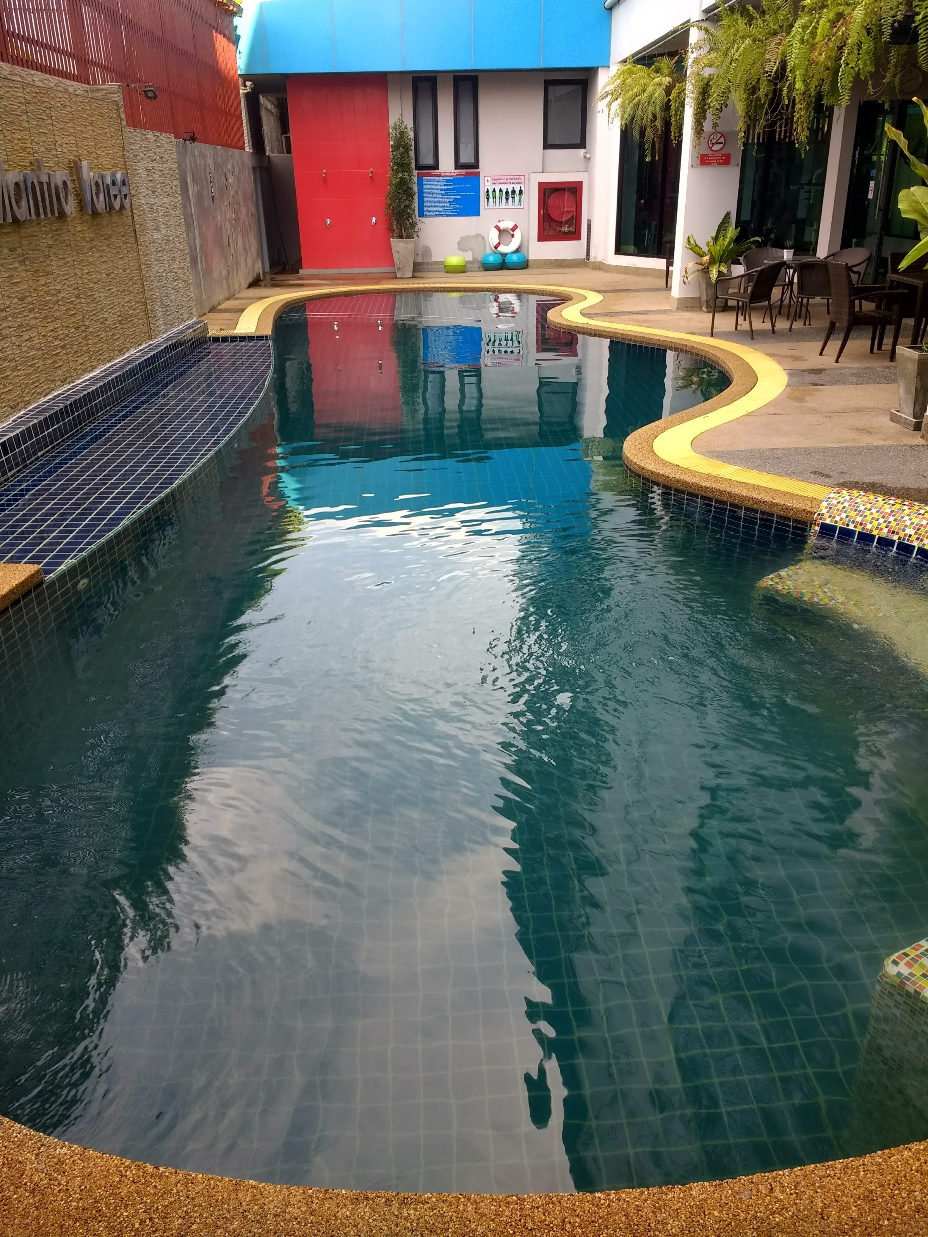 Mantra Varee Hotel-泳池