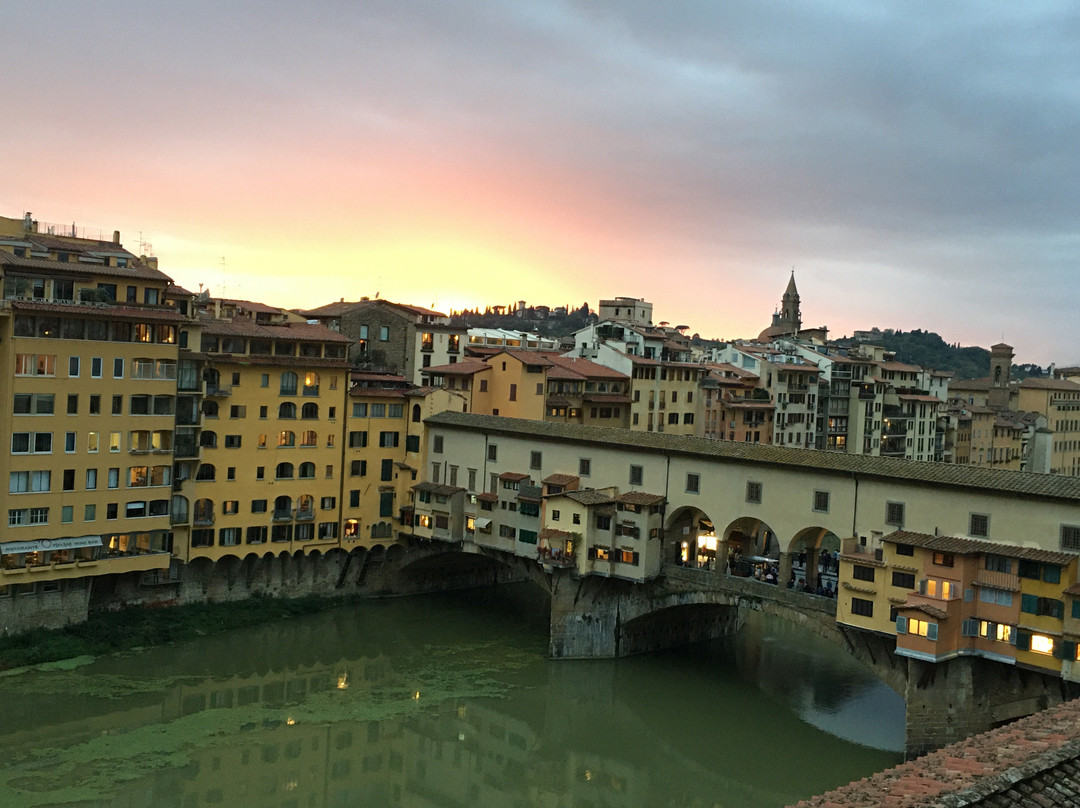 迪格里奥拉费酒店主图