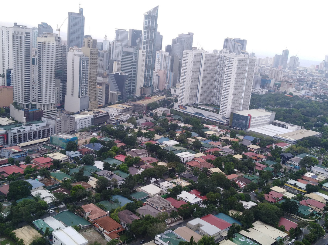 P Burgos Street-马卡蒂必去景点