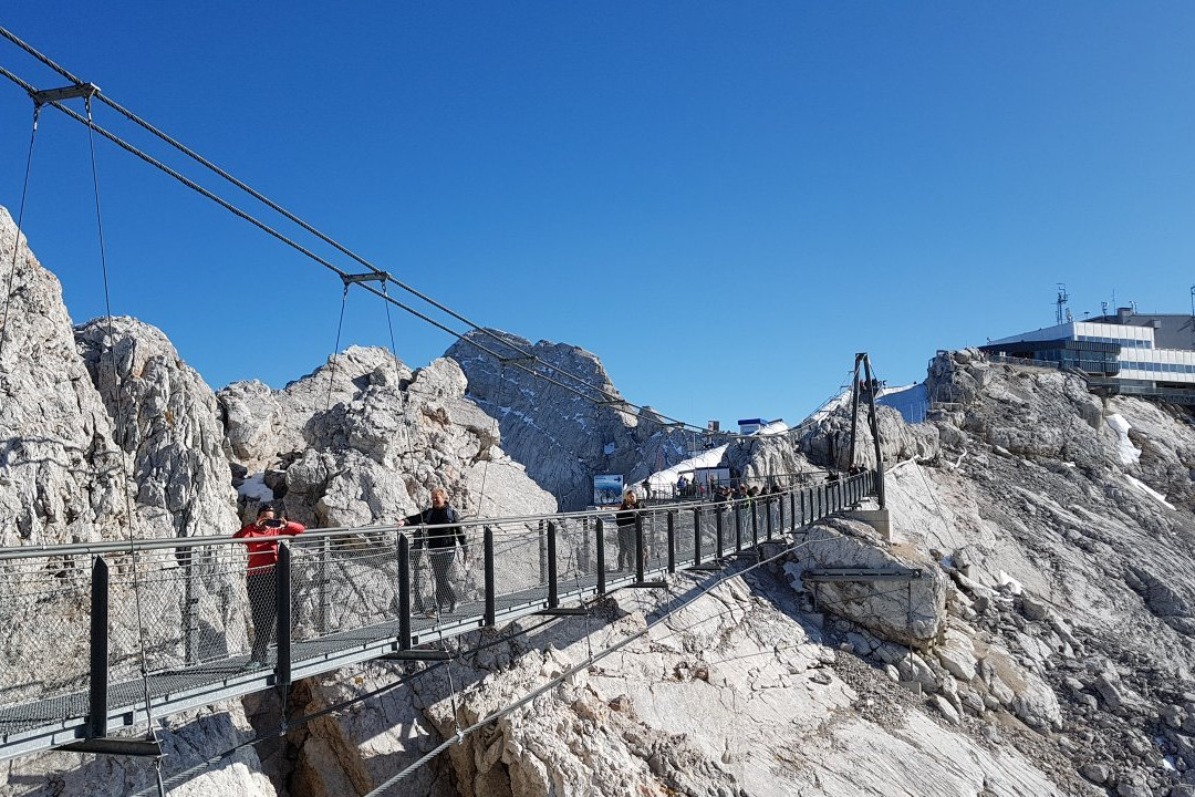 Dachstein Suspension Bridge景点图片