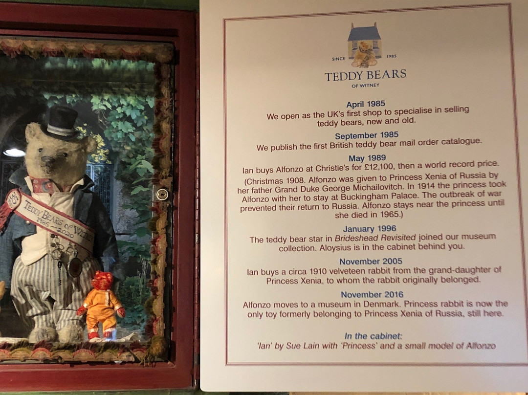 Teddy Bears of Witney景点图片