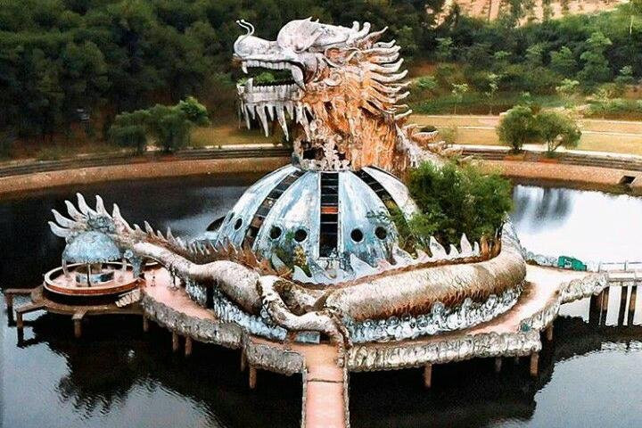 Abandoned Water Park-顺化必去景点