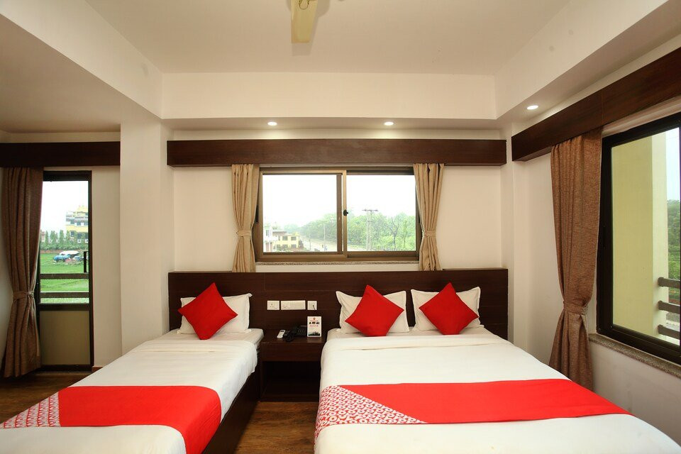 Oyo 525 Hotel Aloka Inn主图