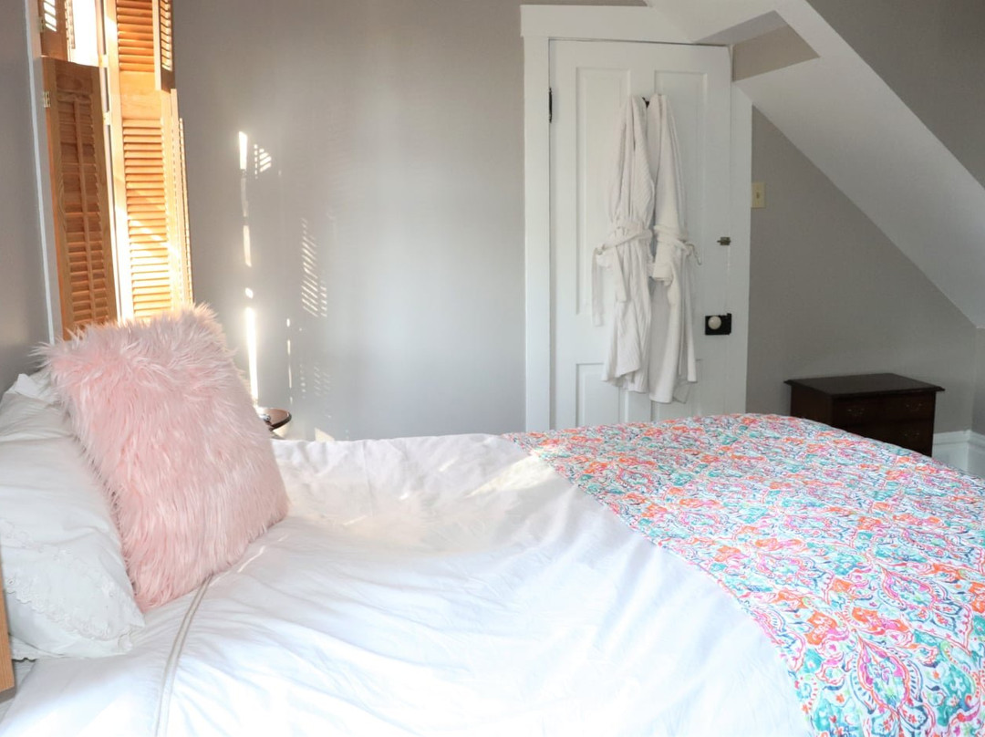 H. S. Clay House B & B主图