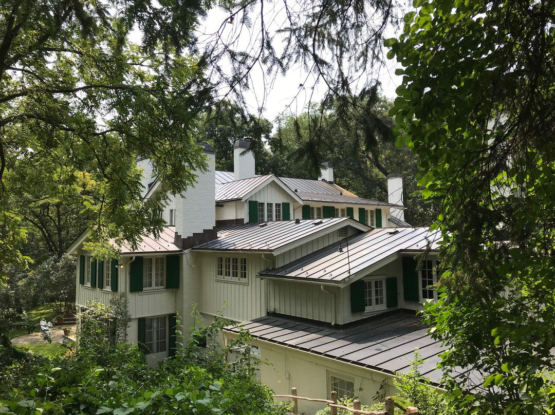 North Prairie旅游景点-Ten Chimneys