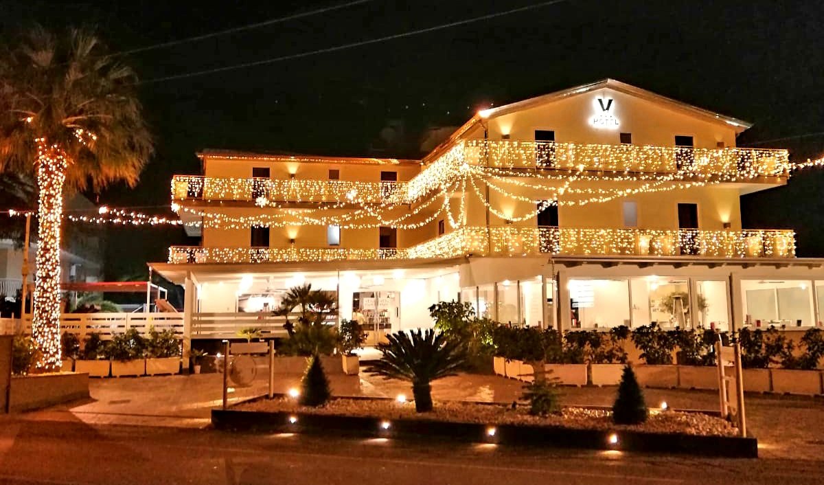Victoria Hotel Caffe Baccanale-官方