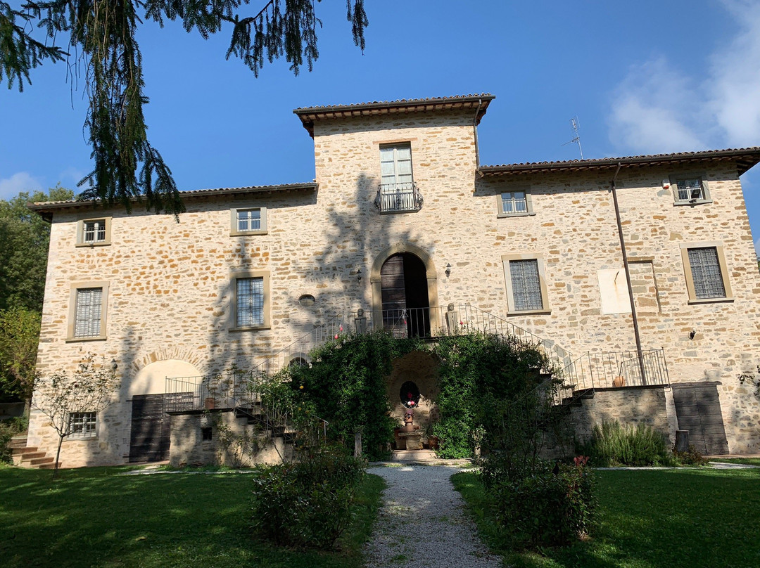 Villa Filippetti-古比奥必去景点