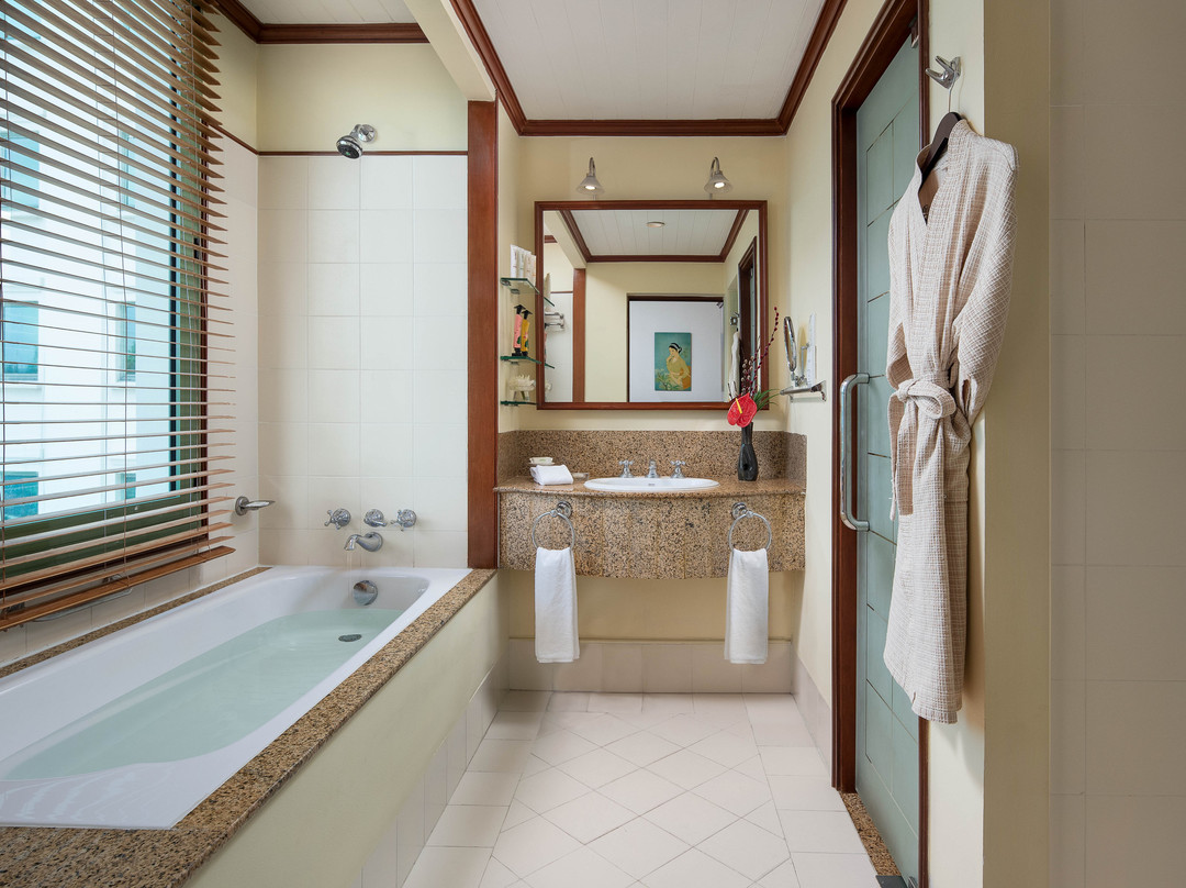 海防酒店住宿-海防港景安凡尼度假酒店