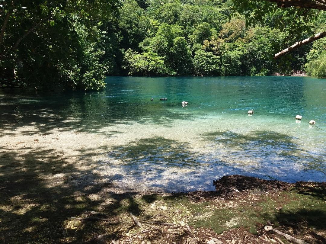 热带潟湖度假村主图