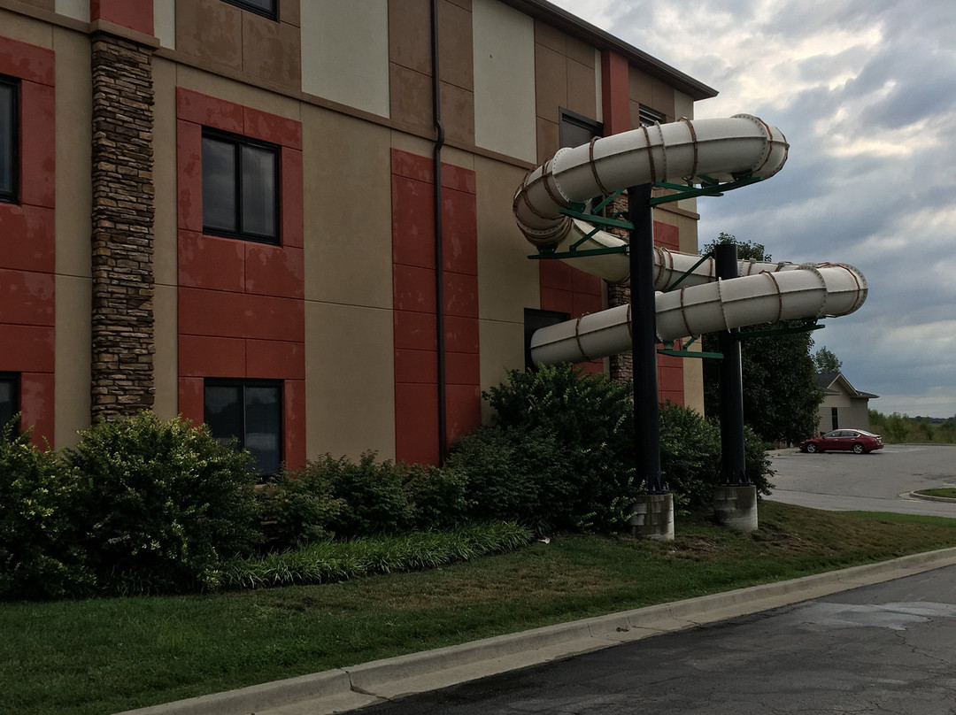 Sleep Inn & Suites Indoor Waterpark主图