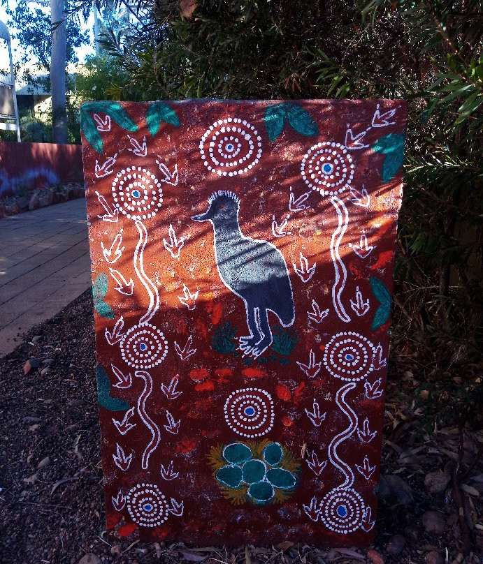 Gallery of Central Australia-尤拉拉必去景点