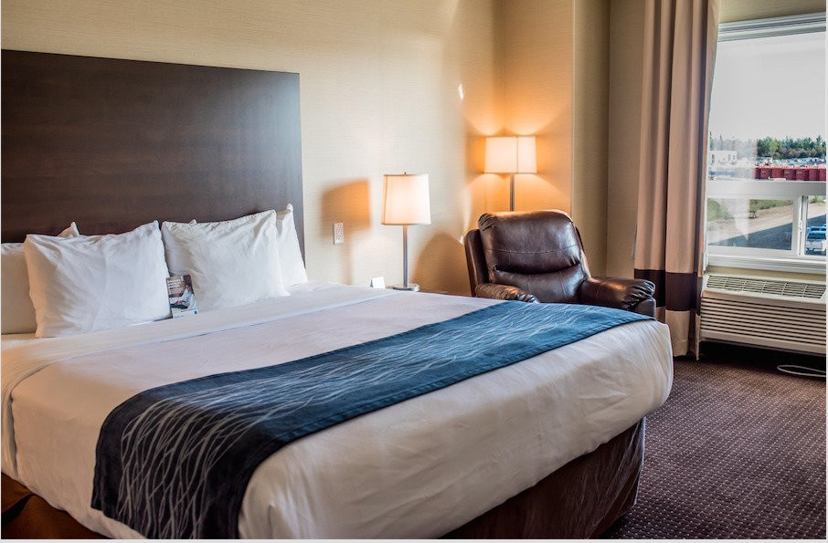 Comfort Inn & Suites主图