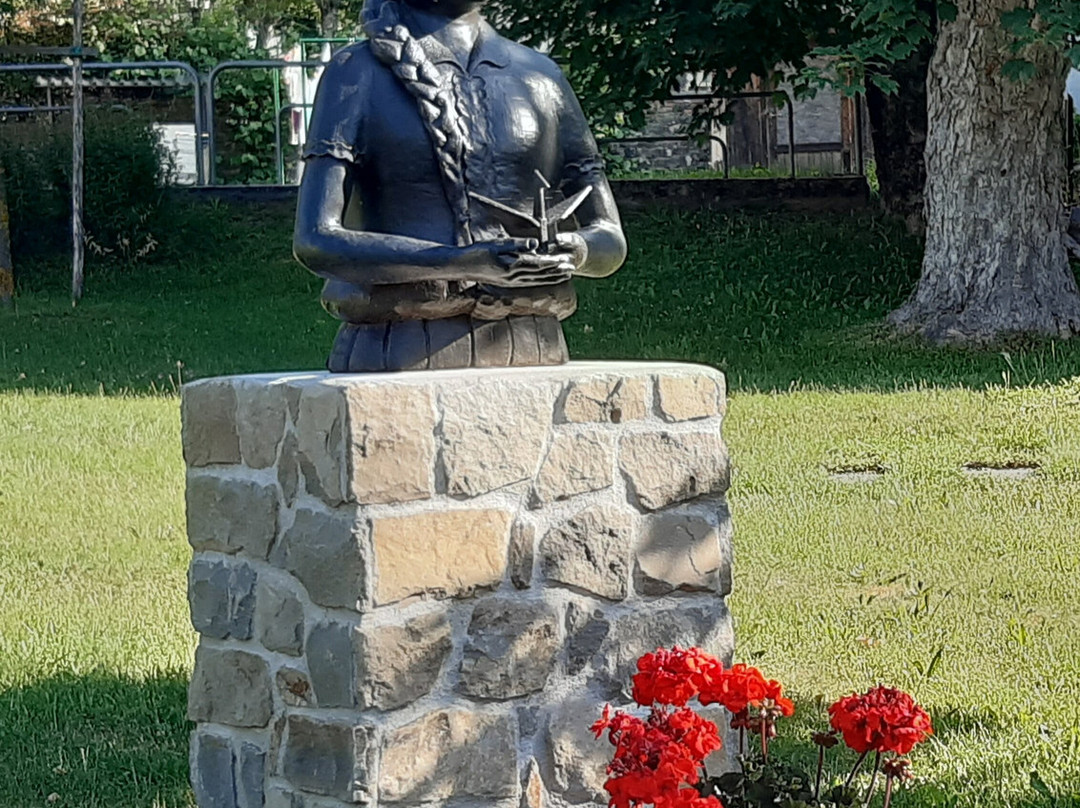 Statua Dedicata A Sadako Sasaki