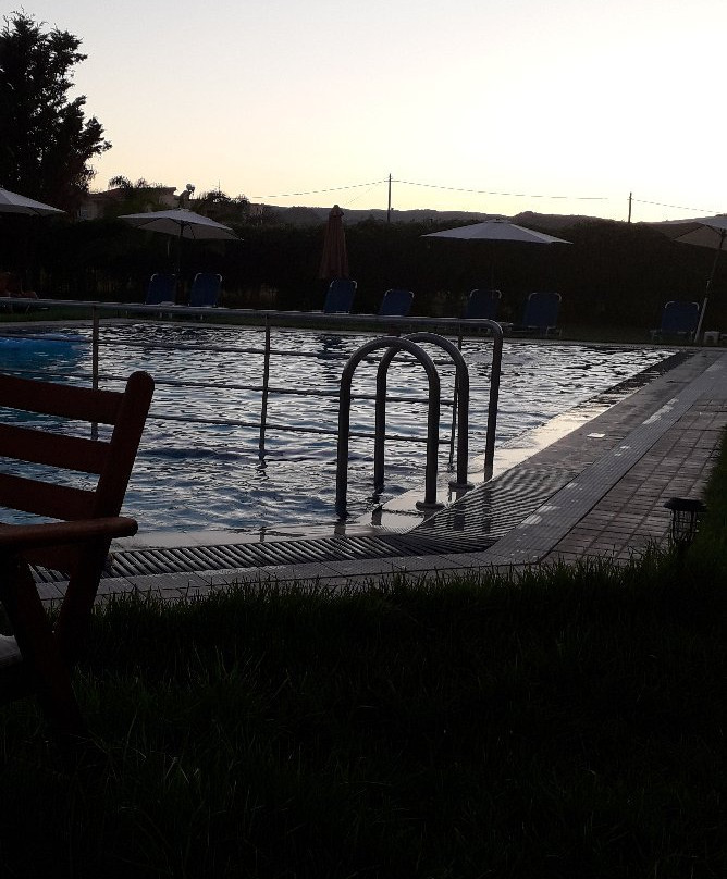 Alonia Apartments主图