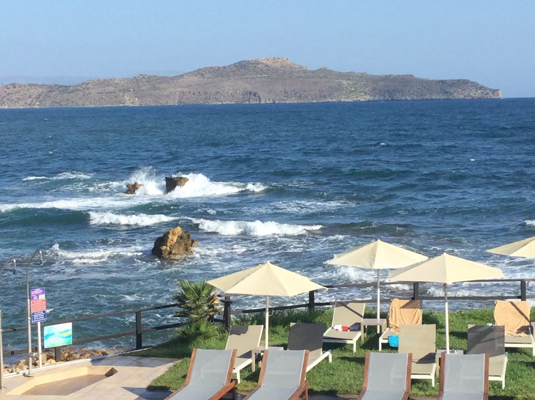 Corinna Mare Suites & Studios主图