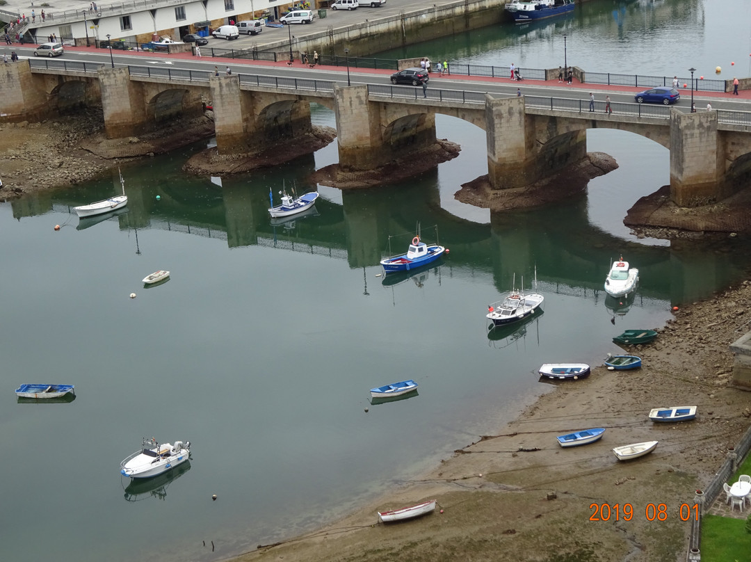 Puente de La Barquera景点图片
