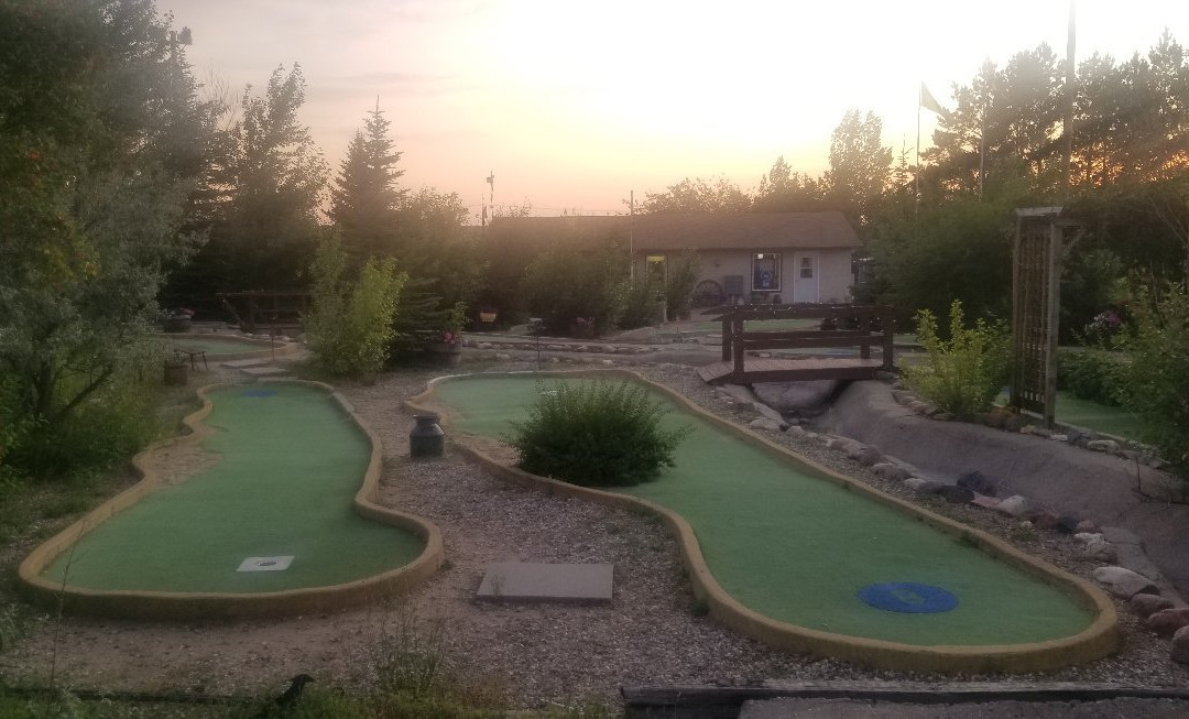 Hidden Valley Golf Resort-埃斯特万必去景点