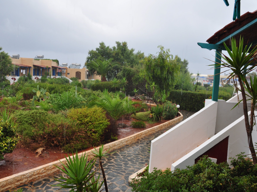 佐巴斯海滩村庄酒店主图