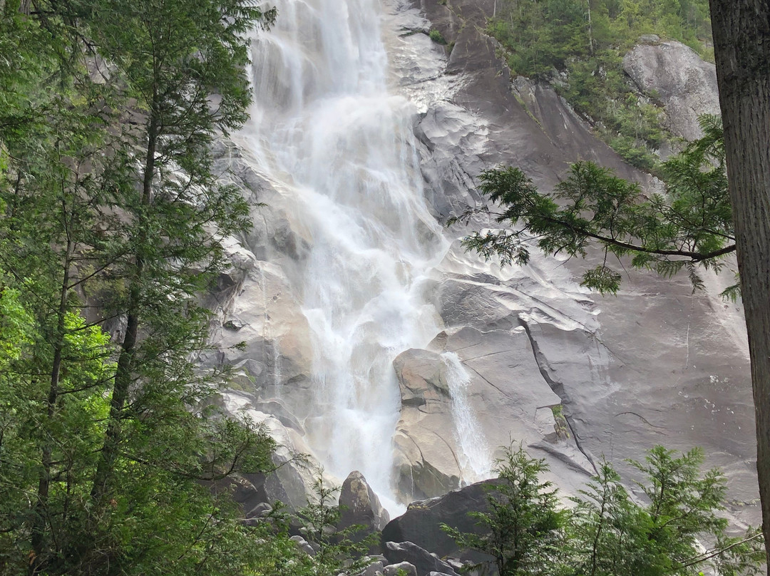 Shannon Falls Provincial Park景点图片