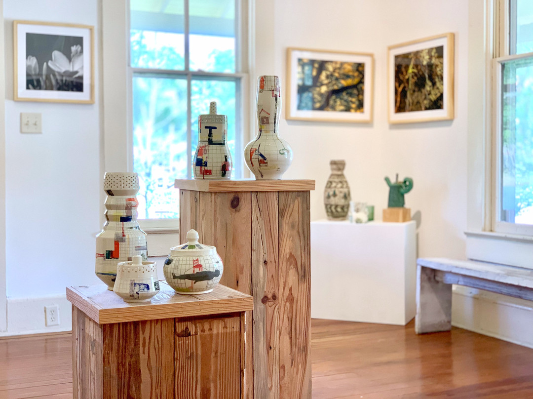 Plough Gallery-蒂夫顿必去景点