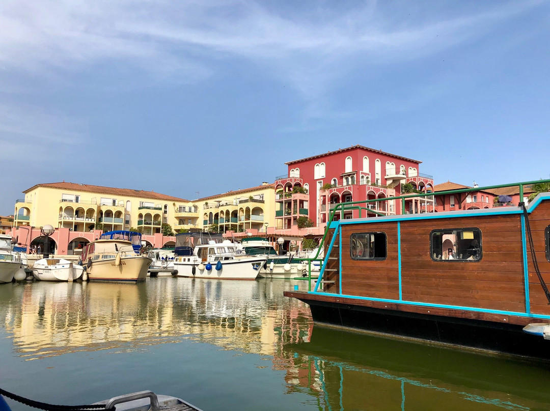 Locaboat Holidays-Lattes必去景点