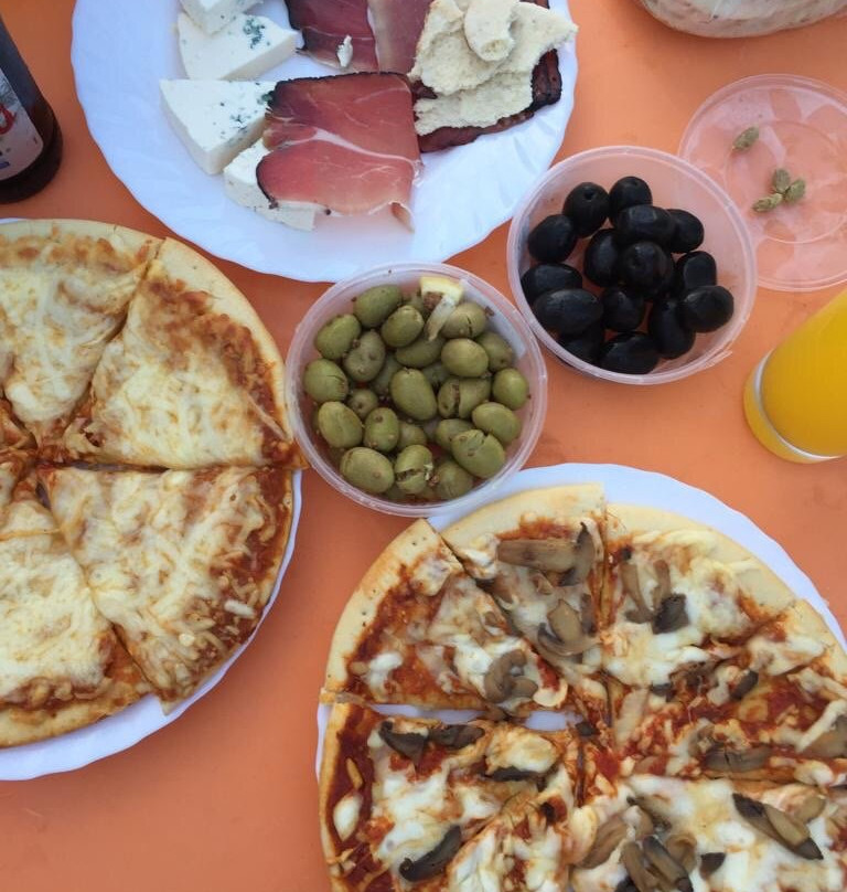 Renos Complex Tourist Apartments主图