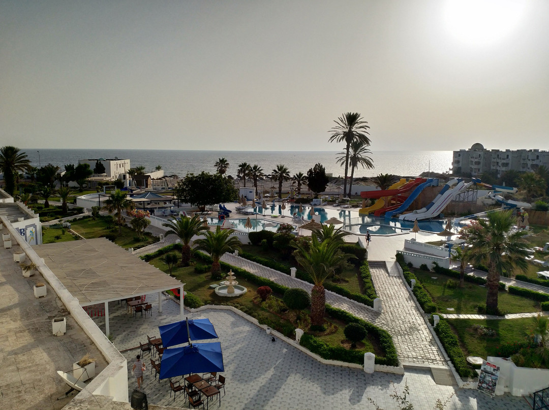 Palmyra Holiday Resort & Spa主图