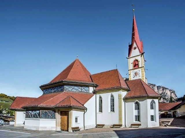 Chiesa Parrocchiale Santa Maria Assunta con Cimitero景点图片
