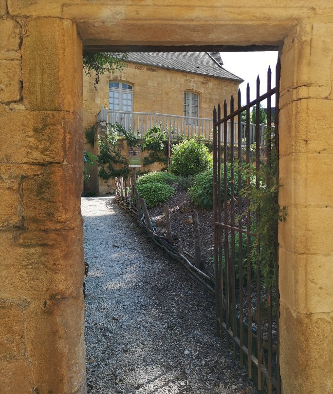 Les Jardins de la Butte-Gourdon必去景点