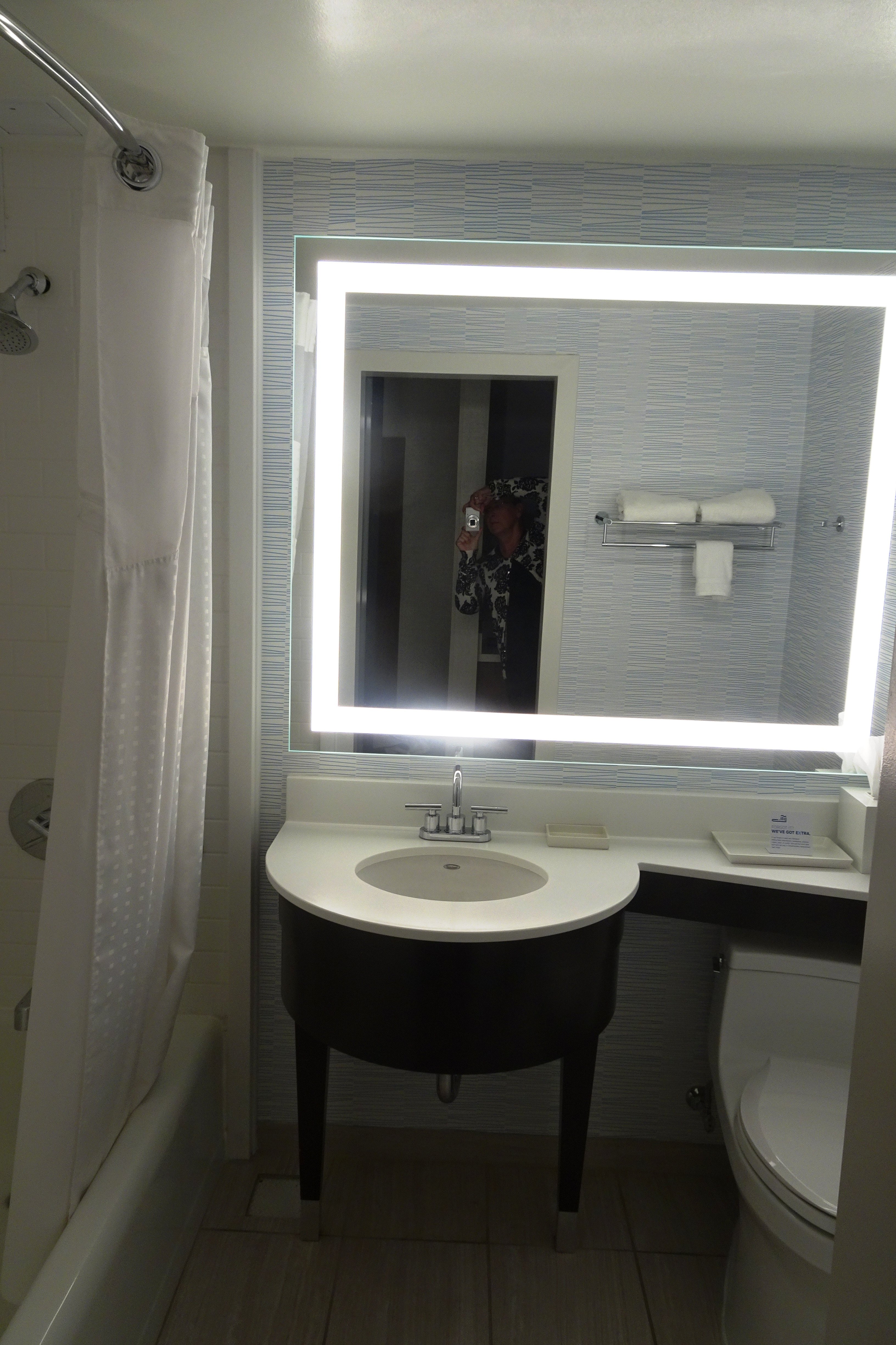 Comfort Inn & Suites-浴室