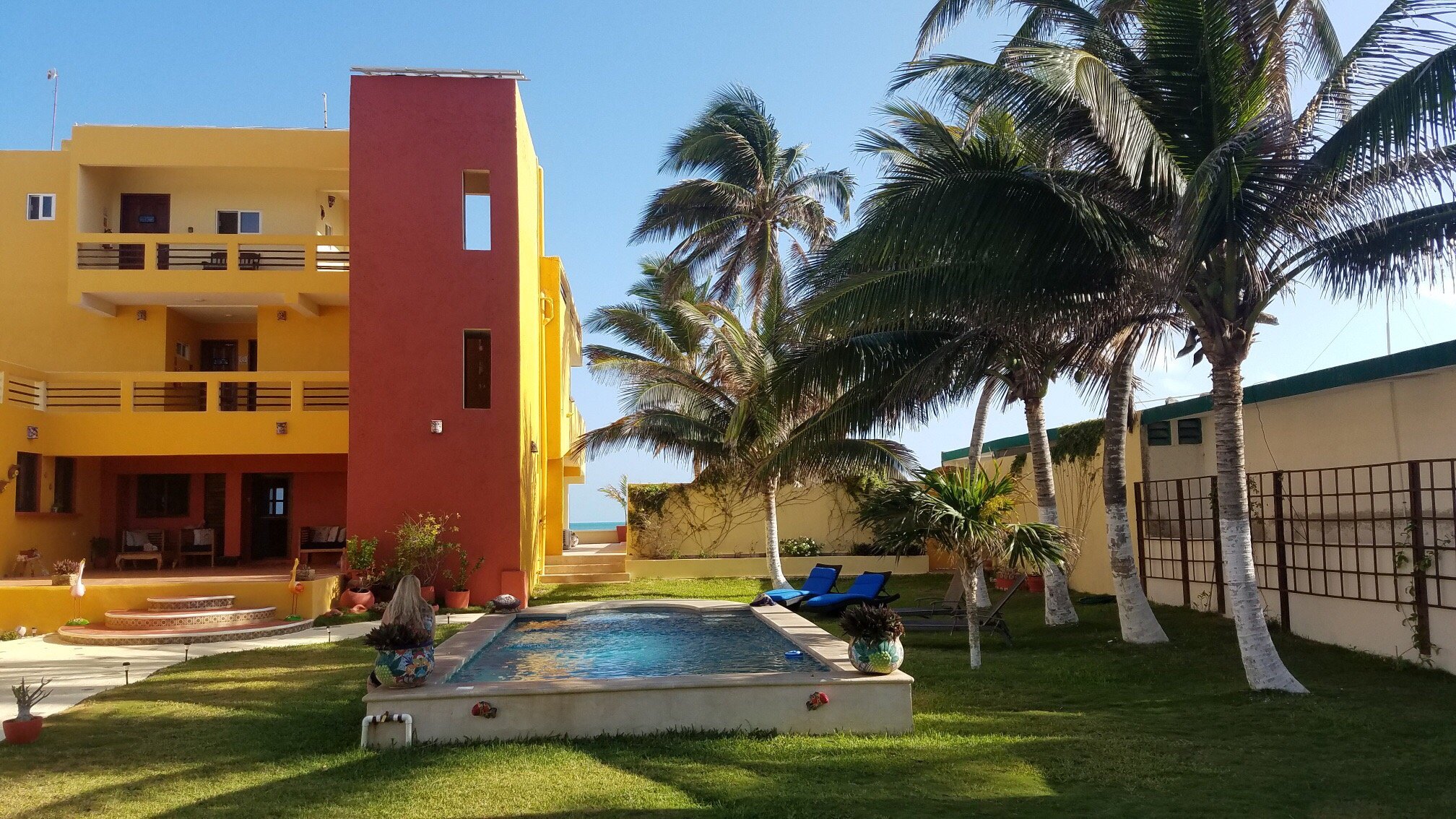 Flamingos Inn-官方