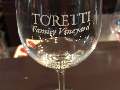 Toretti Family Vineyard Tasting Room-洛斯奥利沃斯必去景点