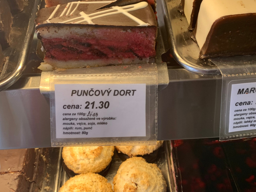 Prichovice餐馆和美食-Cukrárna v Háječku